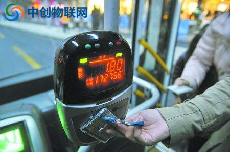 手機公交地鐵掃碼乘車興起 物聯網卡賦能智慧交通出行